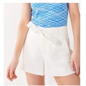Nine West Belted Flat Front Shorts - White. *New*